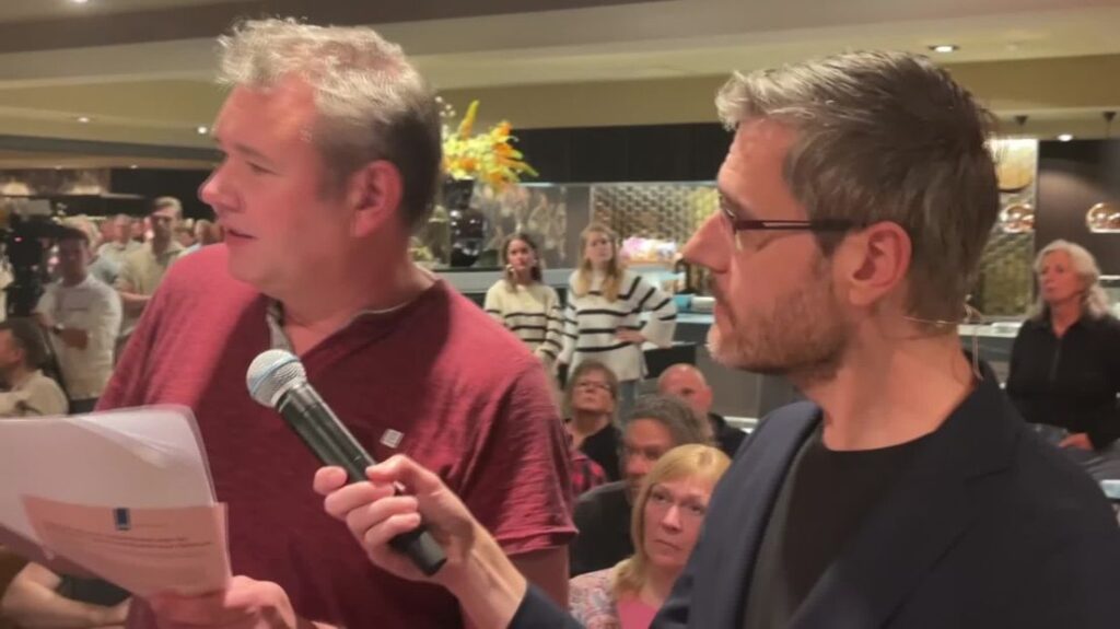 Bewoner beoogd gebied munitiedepots aan het woord tijdens informatiebijeenkomst over munitiedepots